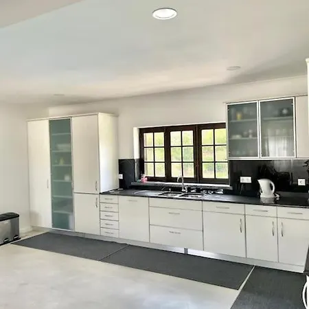 Lourivillage Apartment *