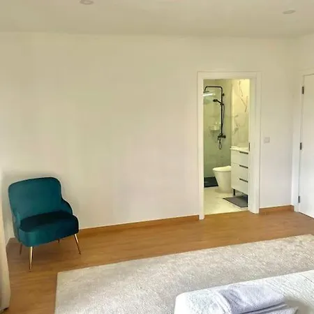Lourivillage Apartment *